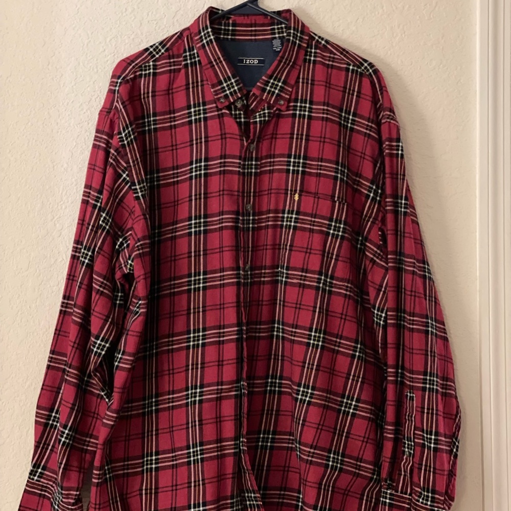 XXL Izod Mens Flannels 3 shirts in a bundle for one price. - Picture 3 of 11
